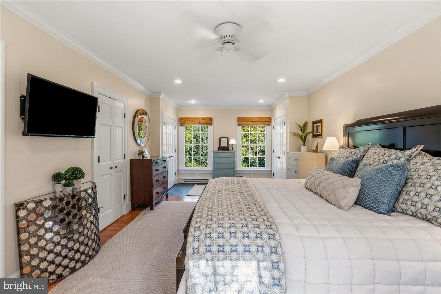 305 Mansion Drive photo 47