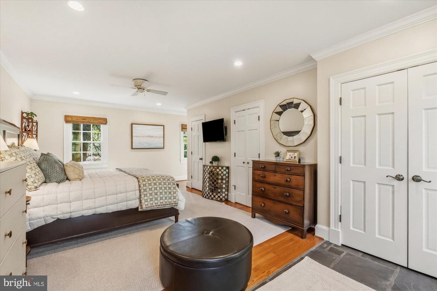 305 Mansion Drive photo 48