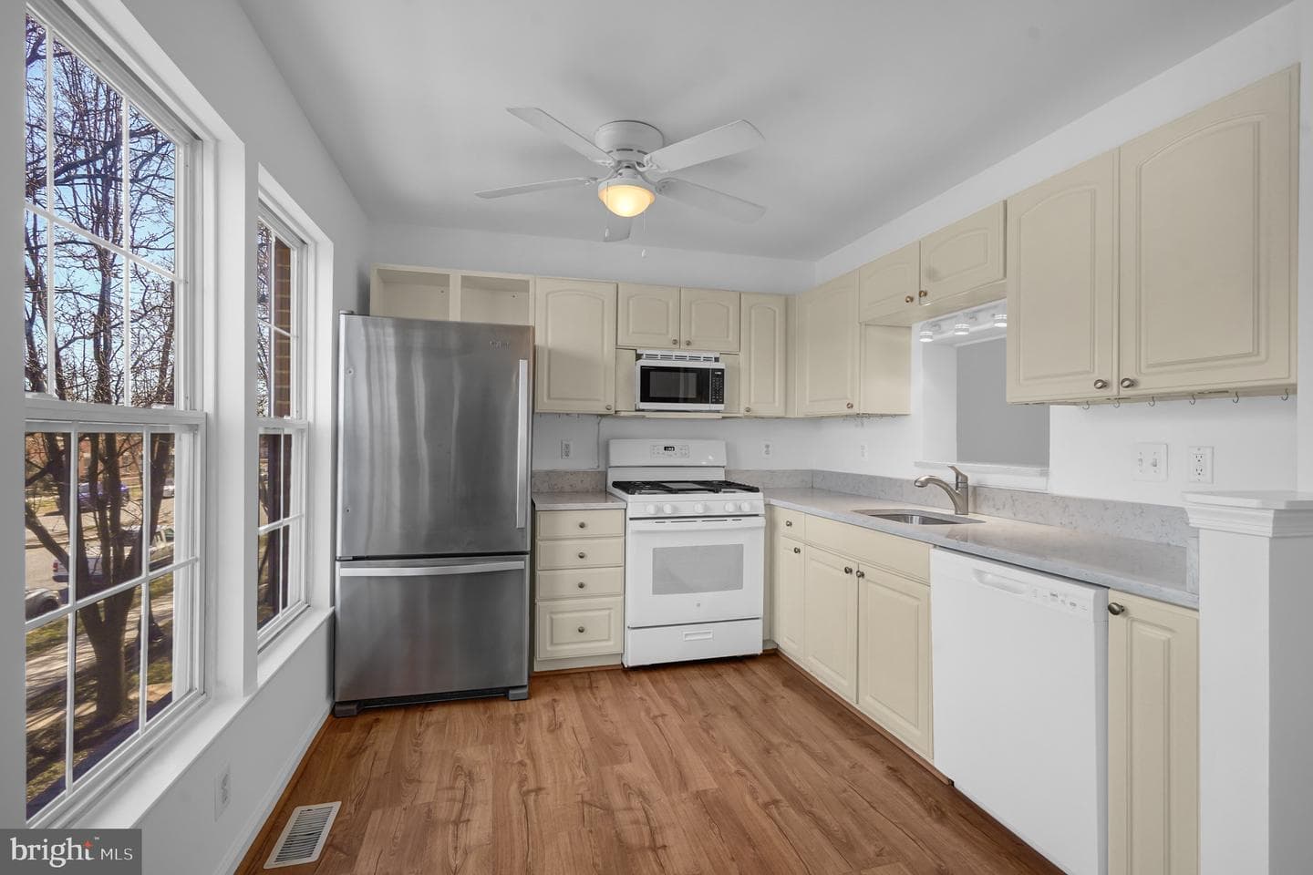 1341 Argall Place photo 13