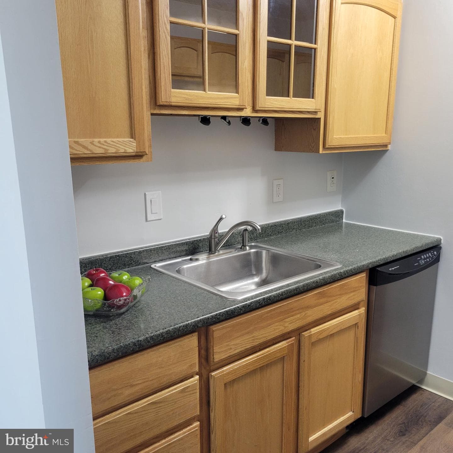 200 N Pickett Street #1210 photo 18