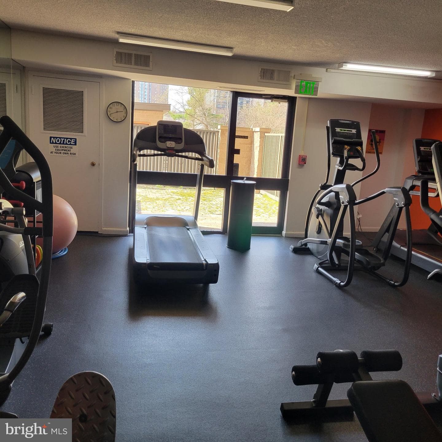 200 N Pickett Street #1210 photo 31