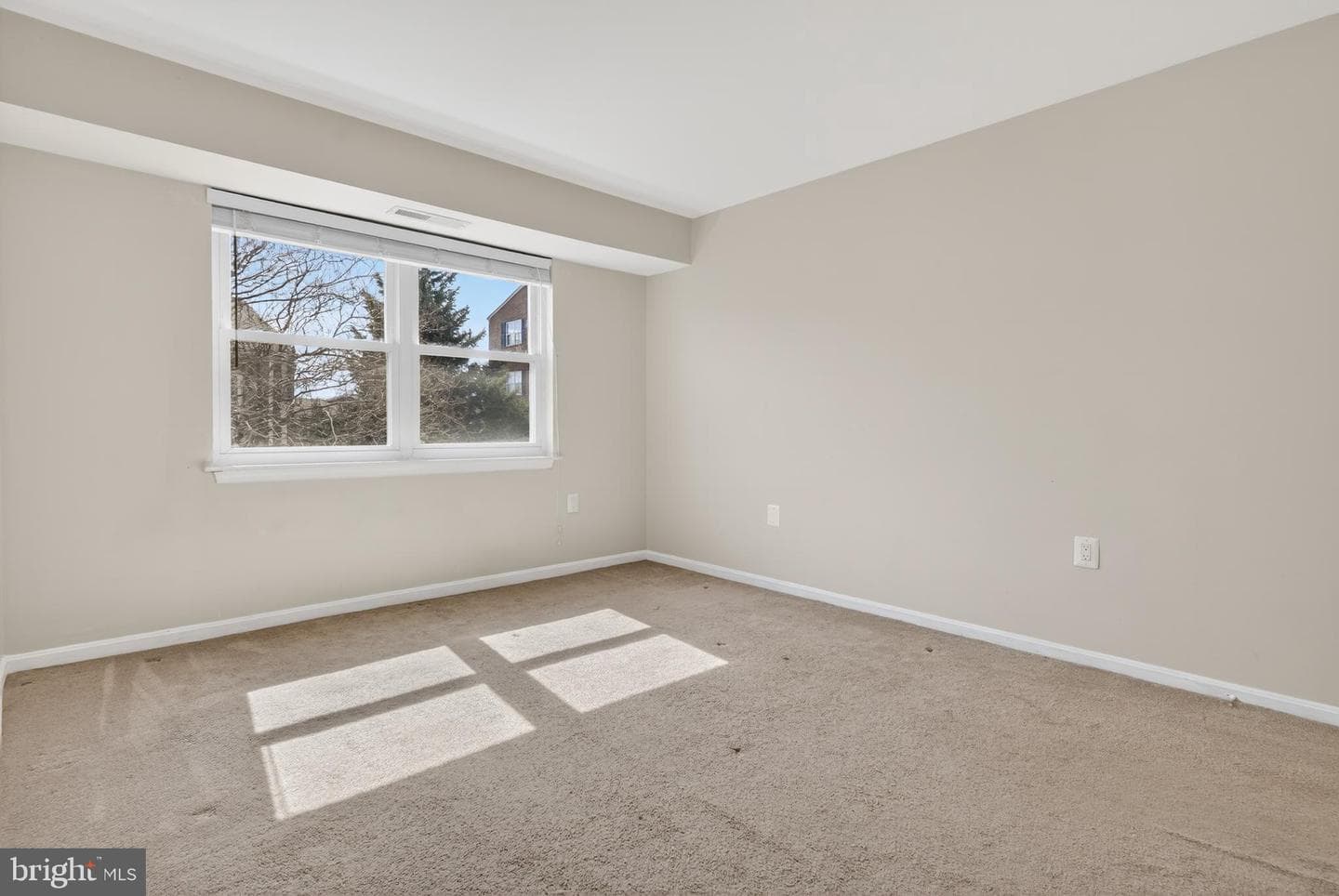 432 N Armistead Street #203 photo 14