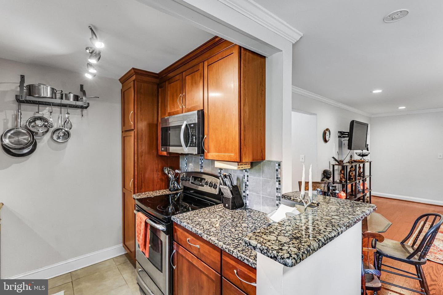 1718 W Abingdon Drive #103 photo 15