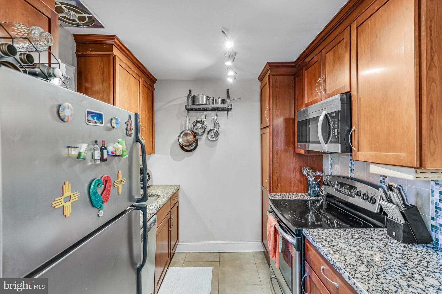 1718 W Abingdon Drive #103 photo 16