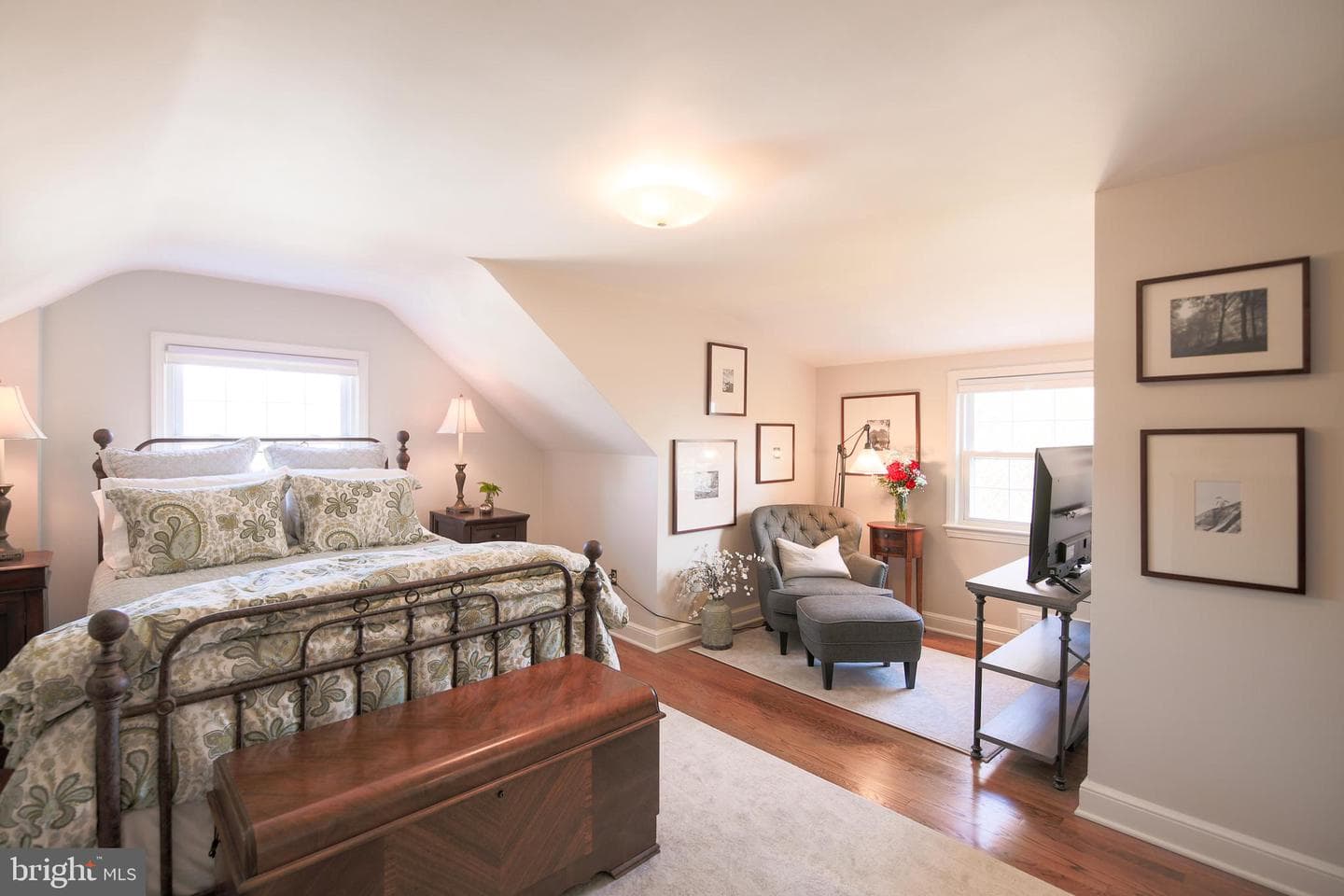 512 Crestwood Drive photo 30