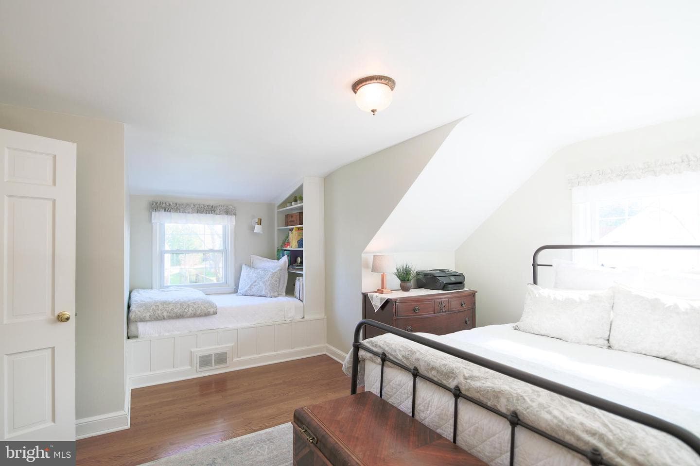 512 Crestwood Drive photo 37