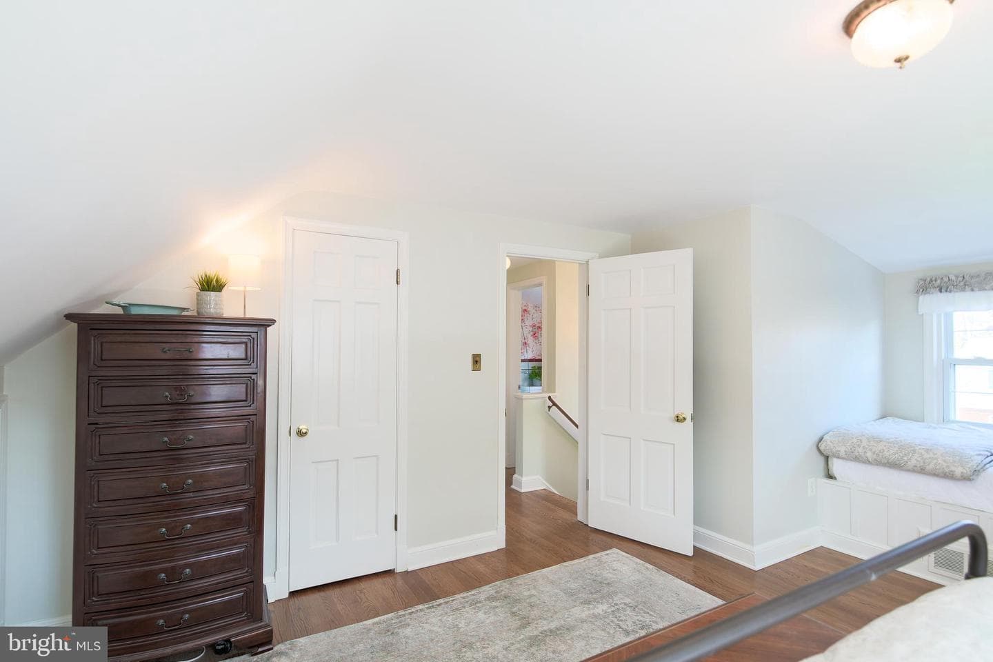 512 Crestwood Drive photo 39