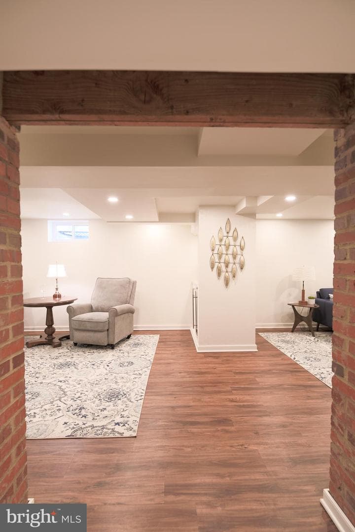 512 Crestwood Drive photo 43