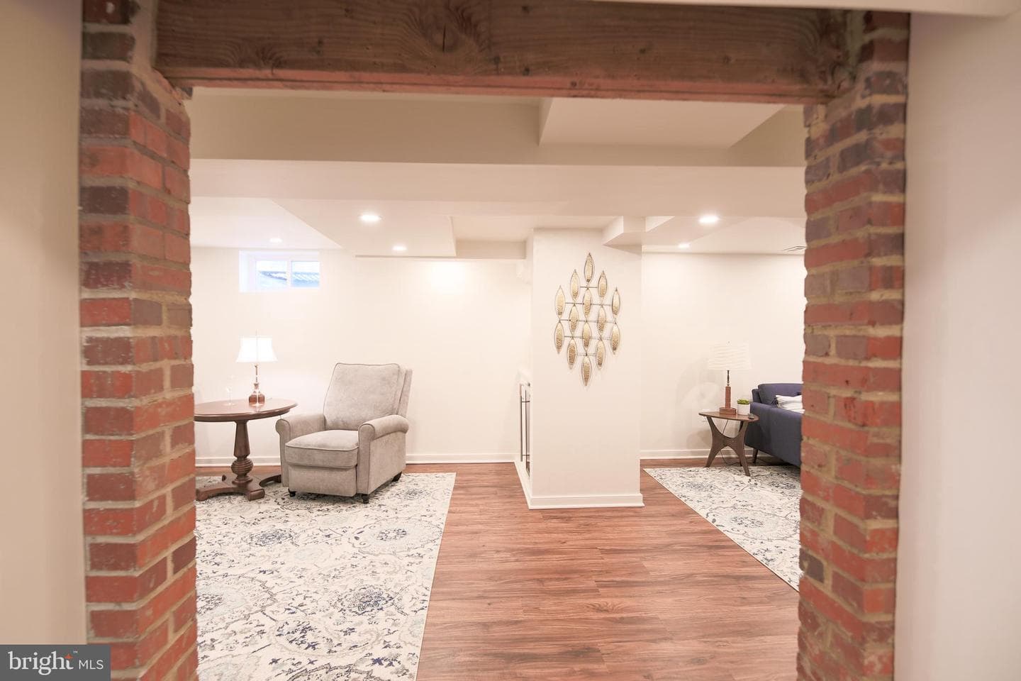 512 Crestwood Drive photo 44