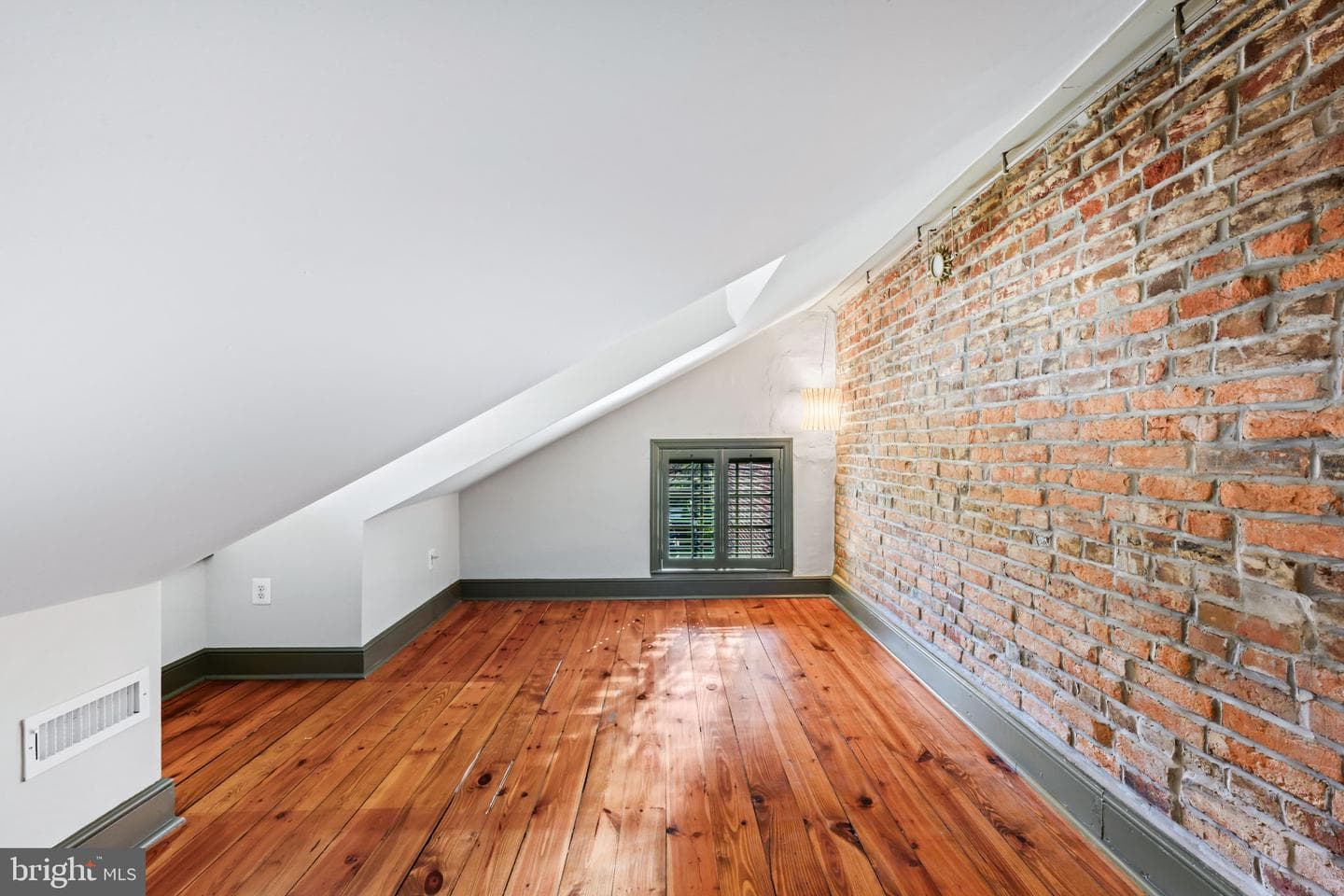 403 S Fairfax Street photo 40
