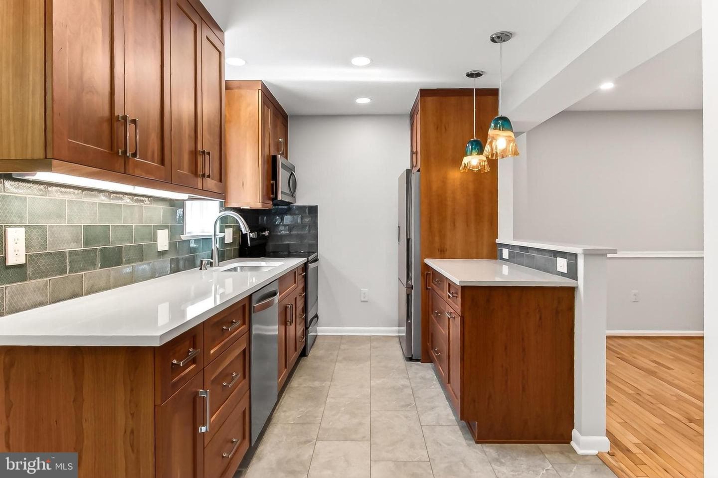 8 W Chapman Street #a photo 13