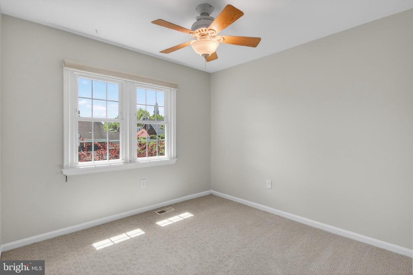 8 W Chapman Street #a photo 30