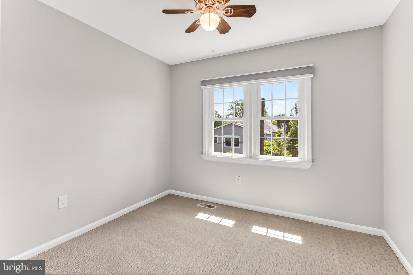 8 W Chapman Street #a photo 34