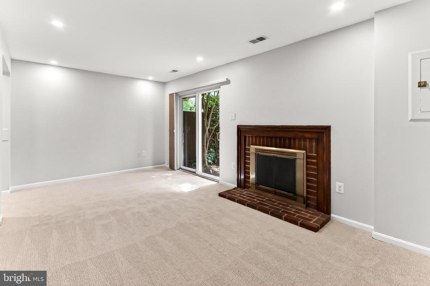 8 W Chapman Street #a photo 39