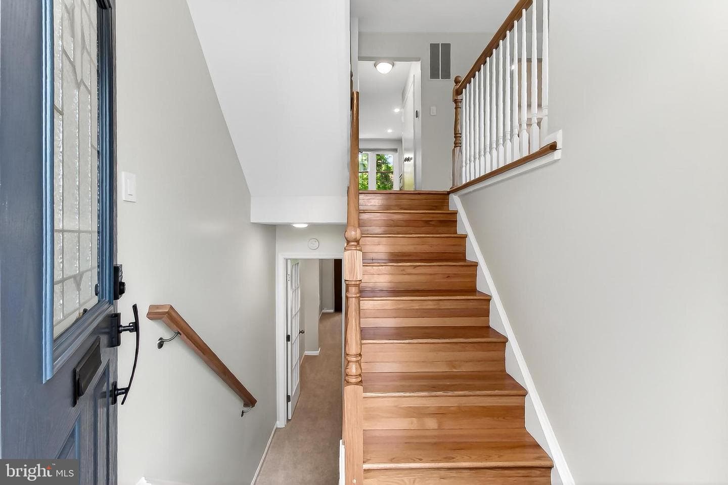 8 W Chapman Street #a photo 4