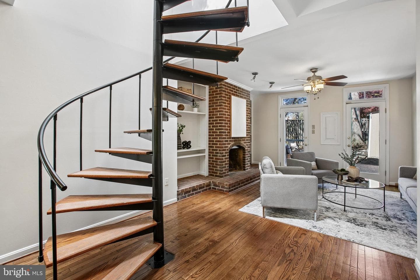 813 Wolfe Street photo 19