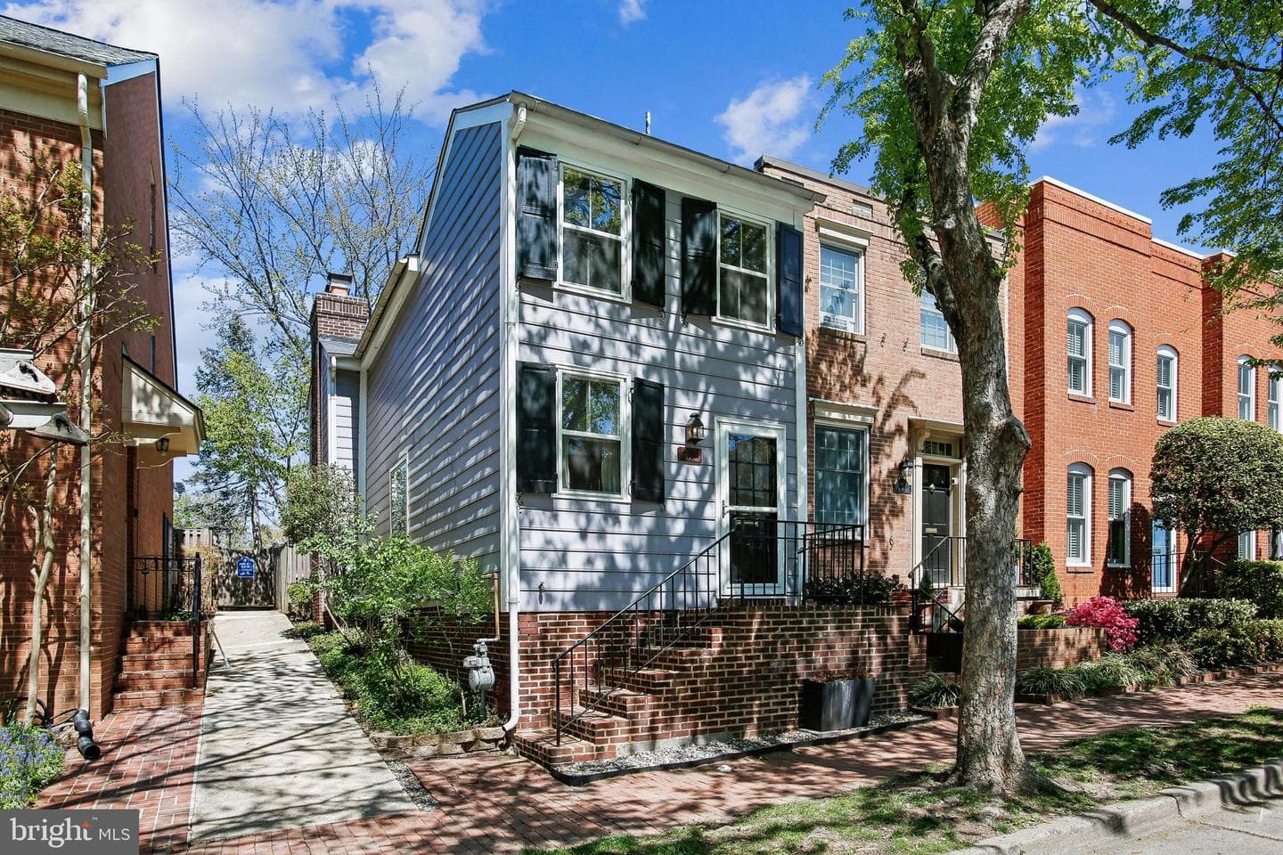 813 Wolfe Street photo 2