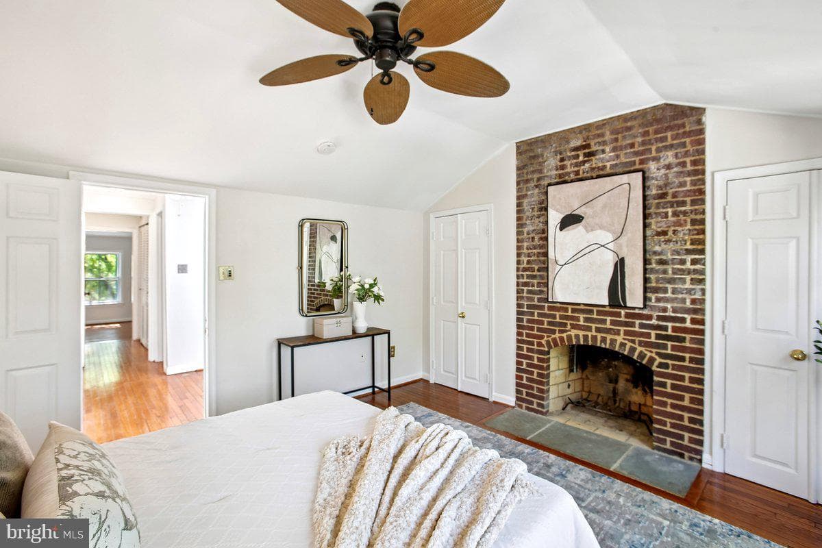 813 Wolfe Street photo 22