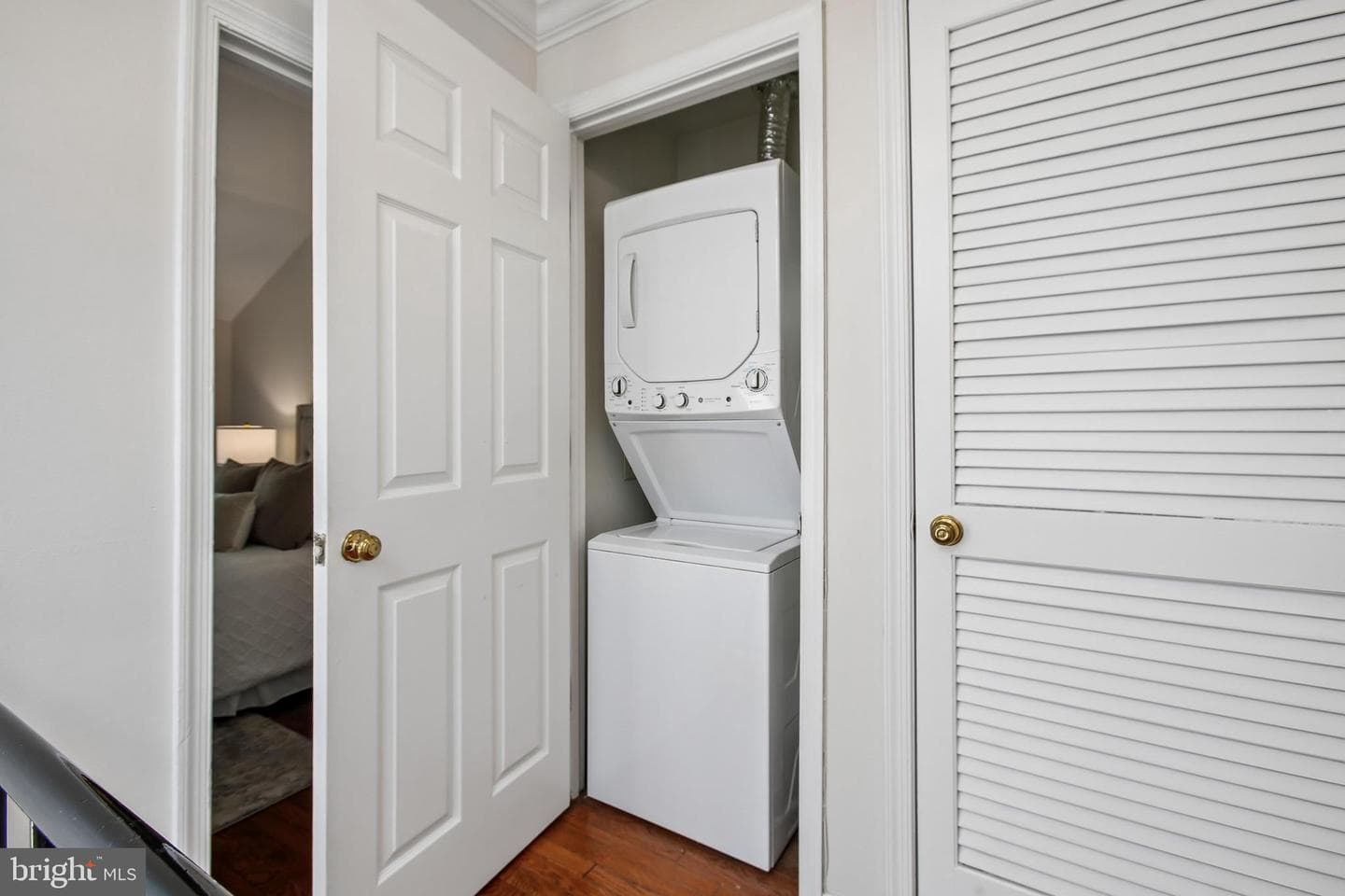 813 Wolfe Street photo 27