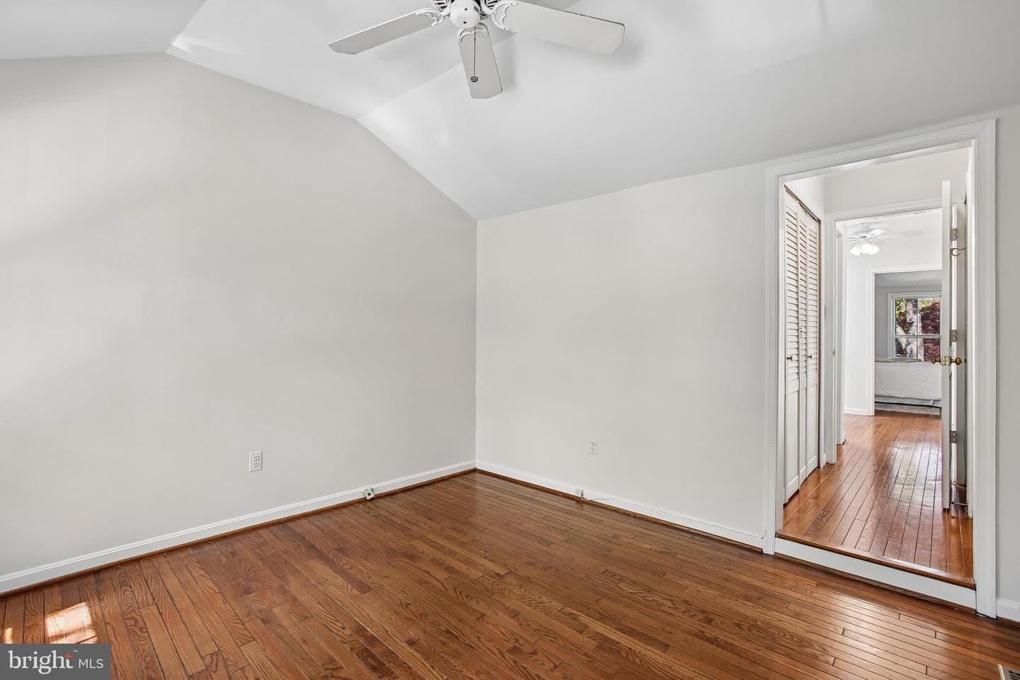 813 Wolfe Street photo 35