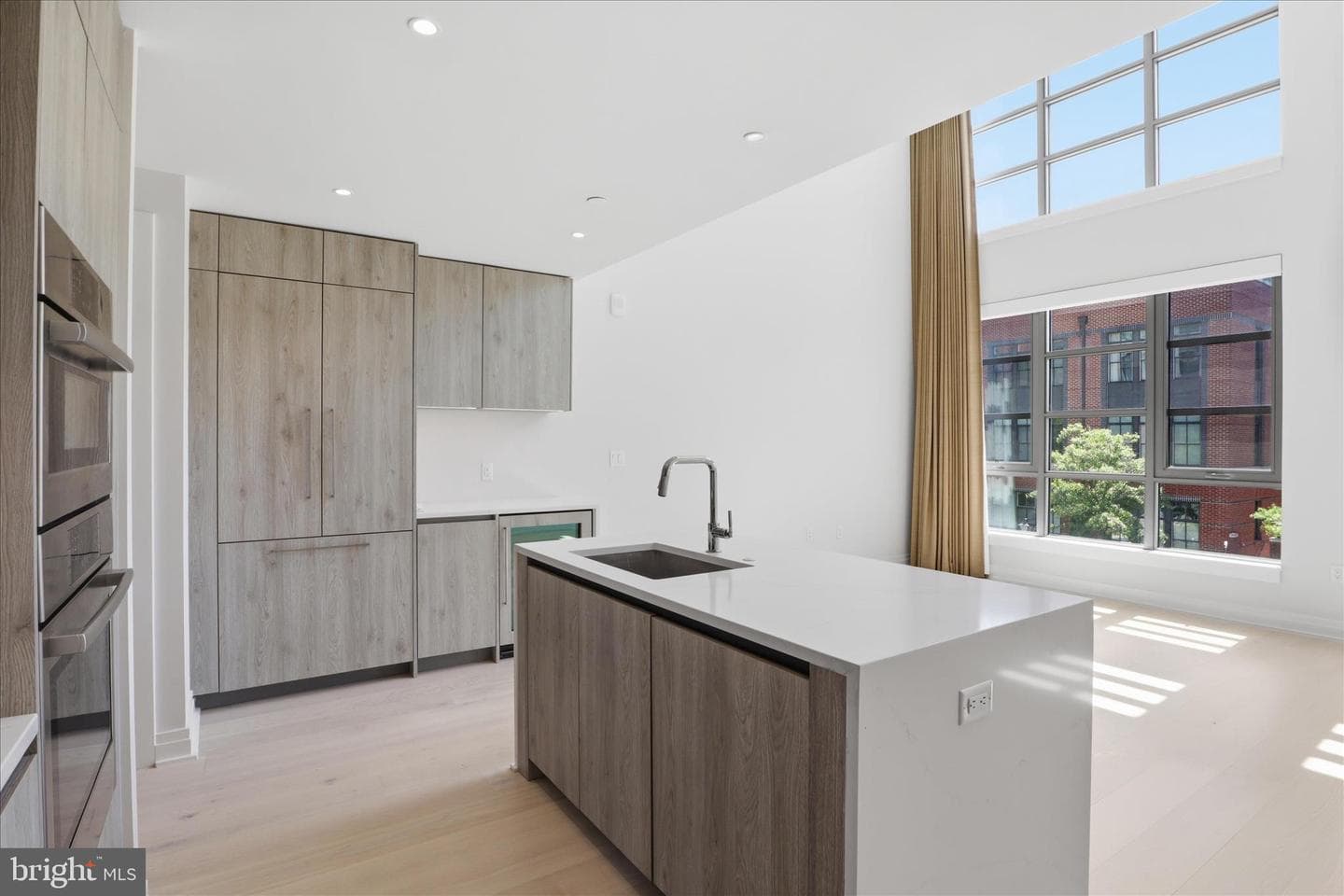 1201 N Royal Street #215, Alexandria