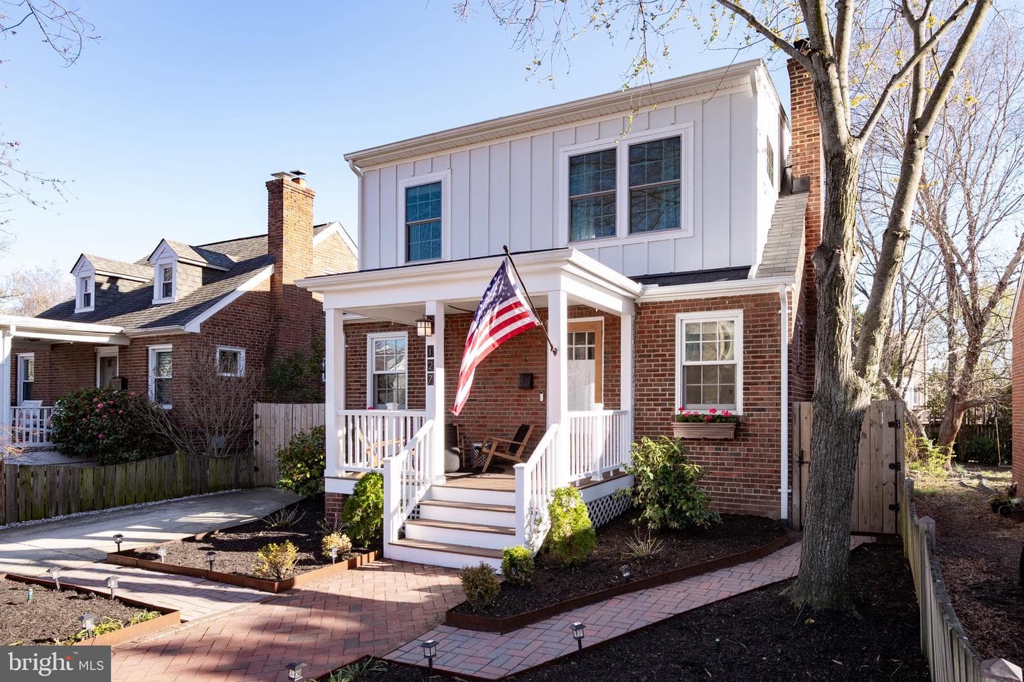 127 E Walnut Street