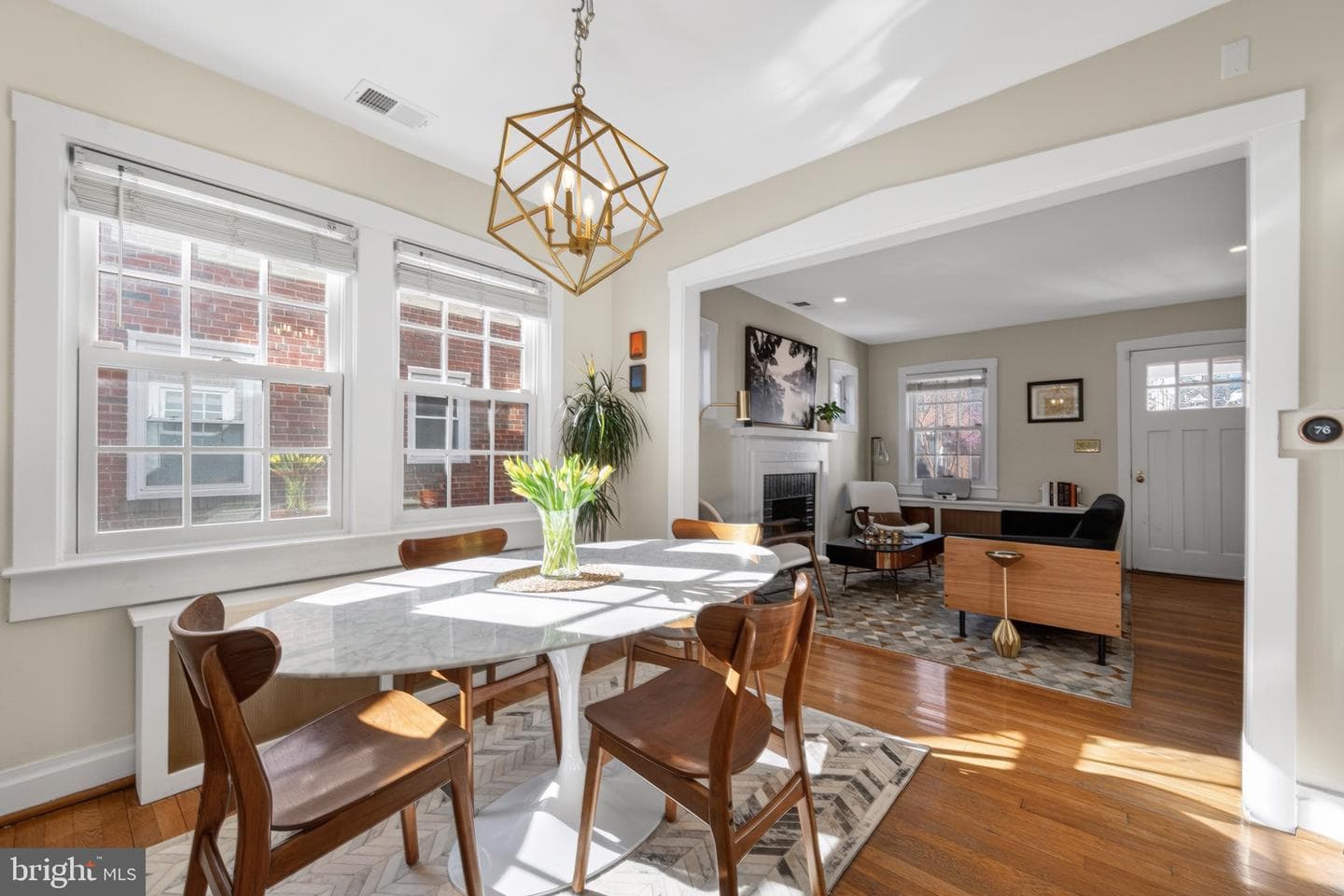 127 E Walnut Street photo 12