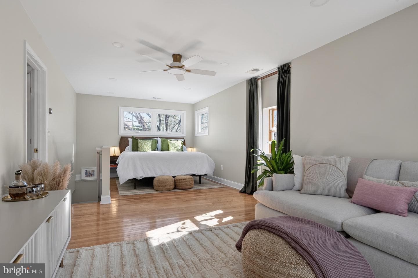 127 E Walnut Street photo 25