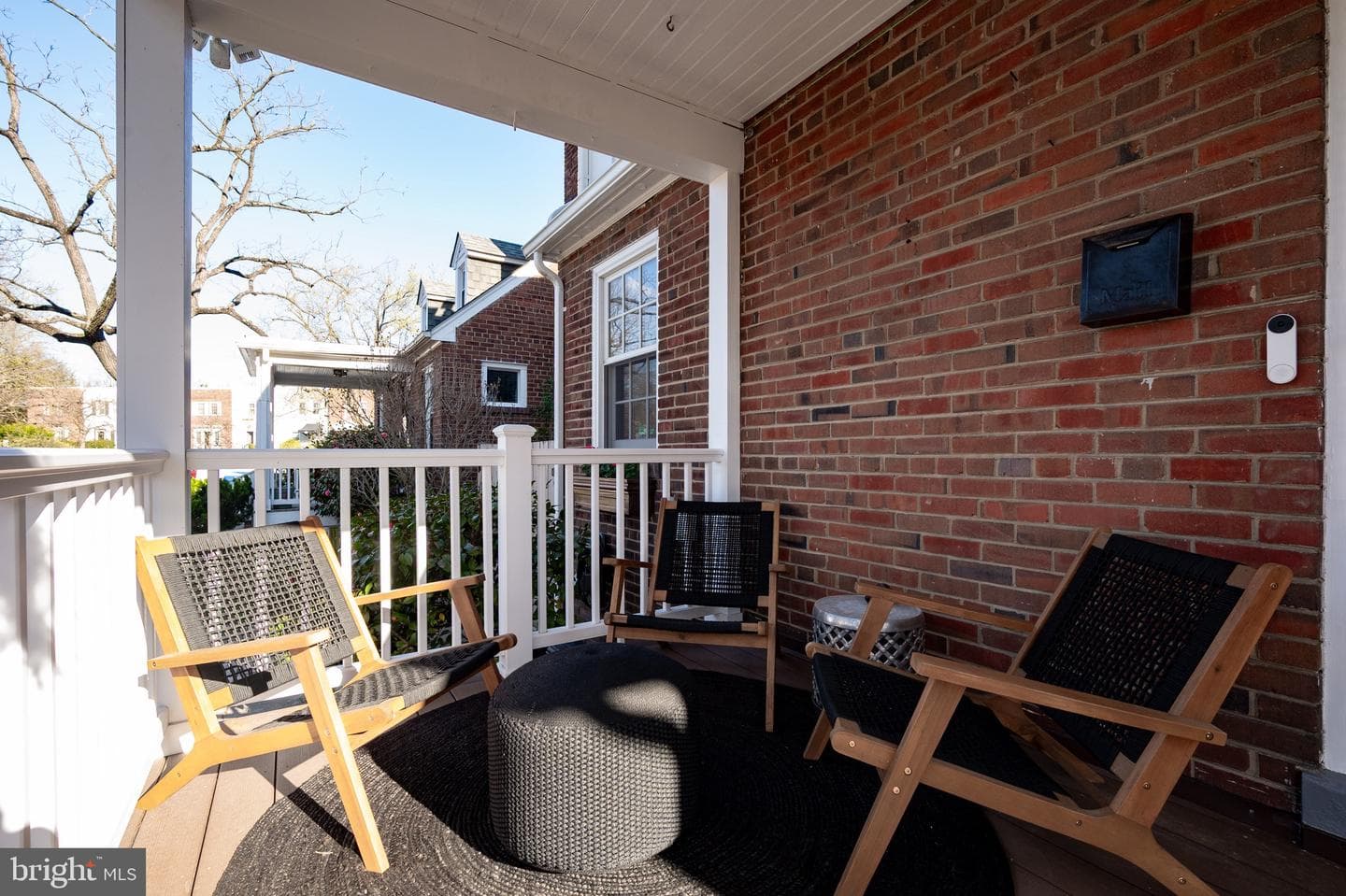 127 E Walnut Street photo 5