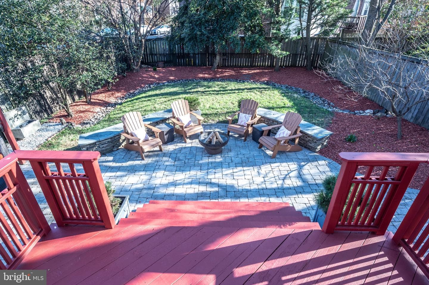 127 E Walnut Street photo 54