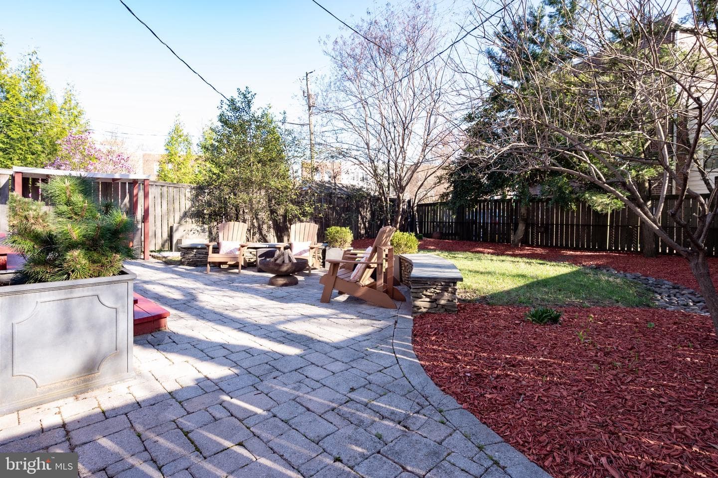 127 E Walnut Street photo 57