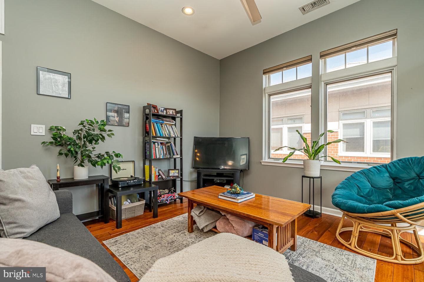 309 Holland Lane #307 photo 14