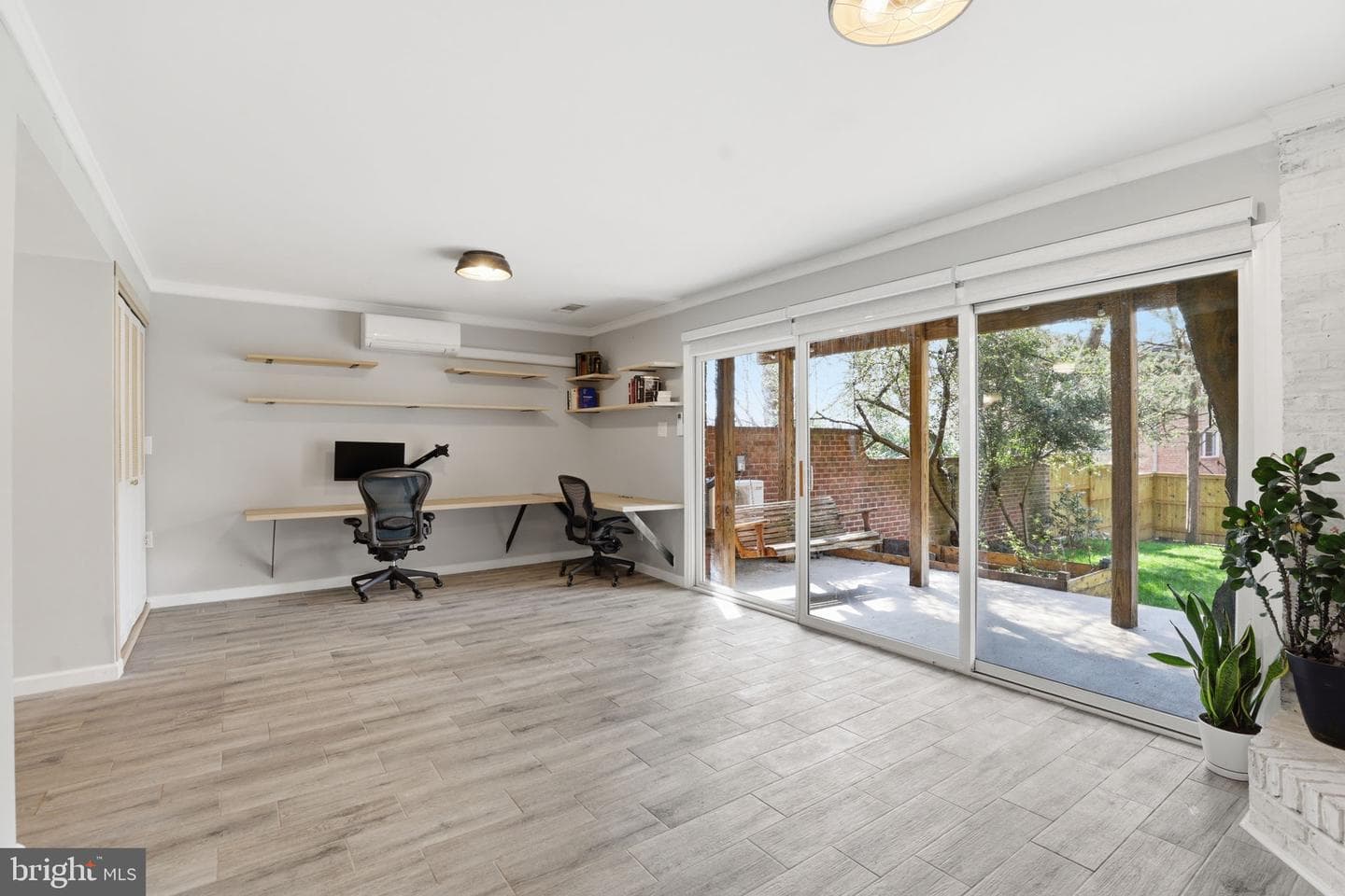 2928 Nob Hill Court photo 13
