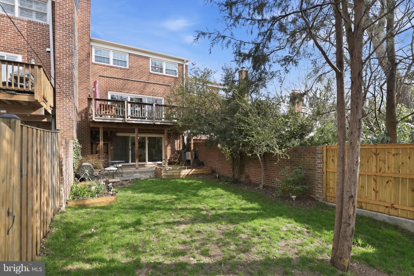 2928 Nob Hill Court photo 16