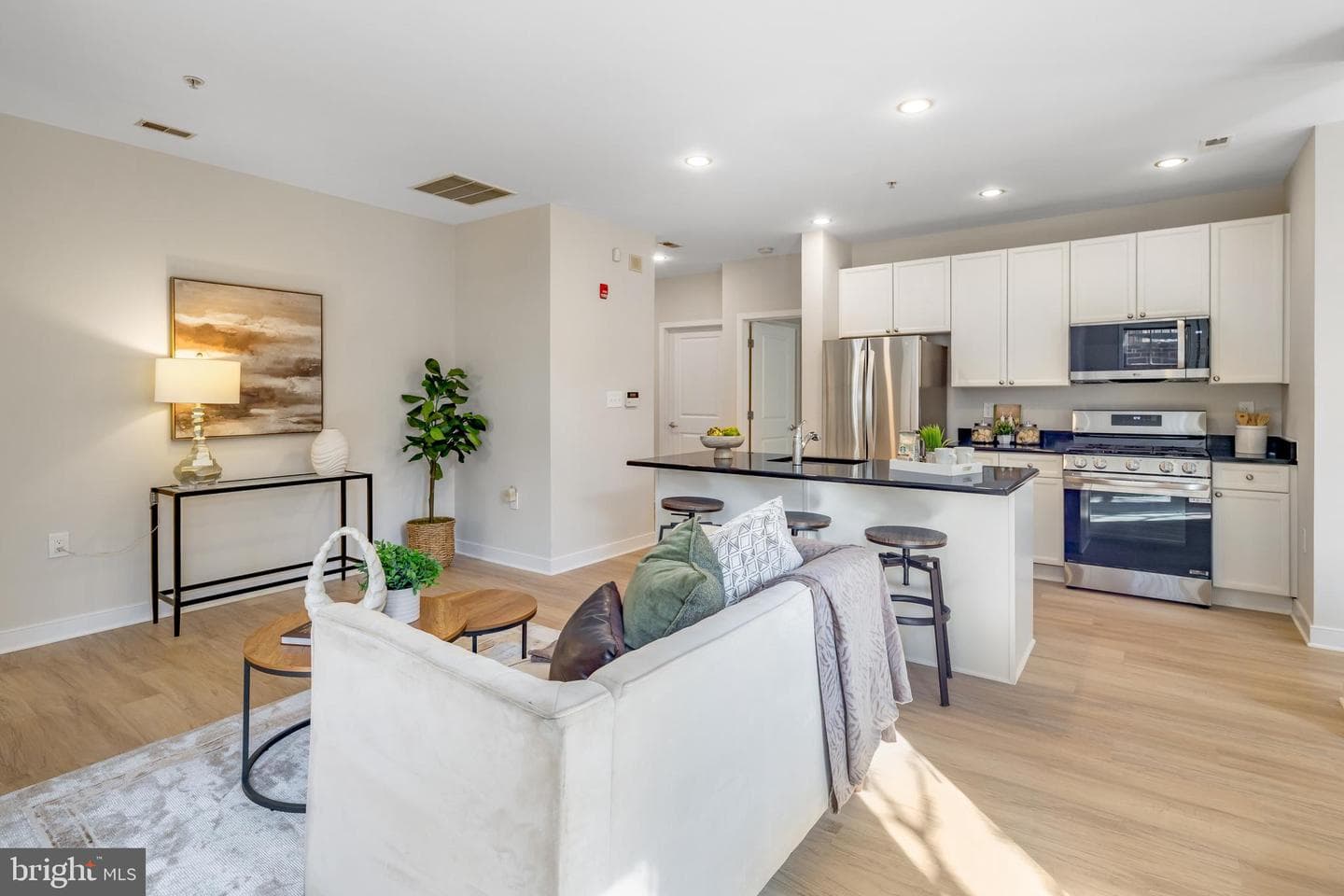 181 E Reed Avenue #103 photo 8