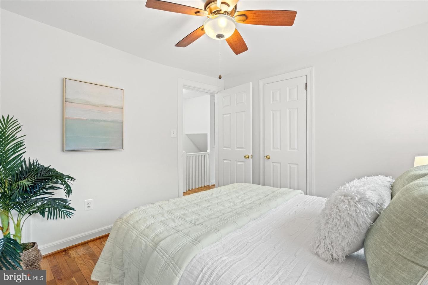 411 E Howell Avenue #a photo 18