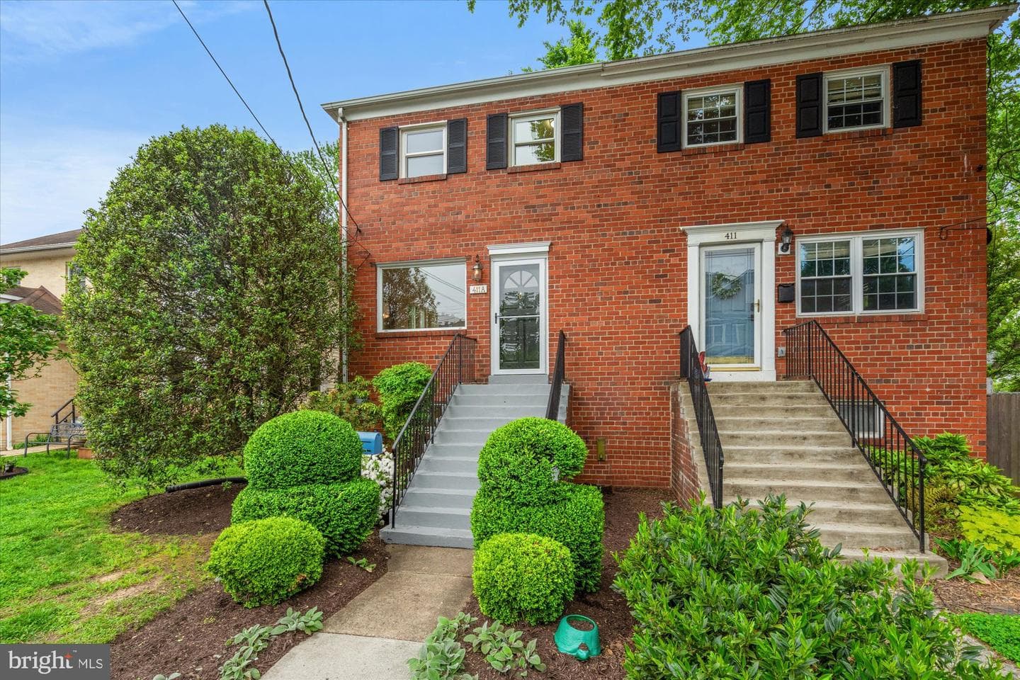 411 E Howell Avenue #a photo 2