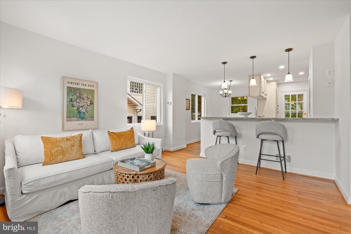 411 E Howell Avenue #a photo 3