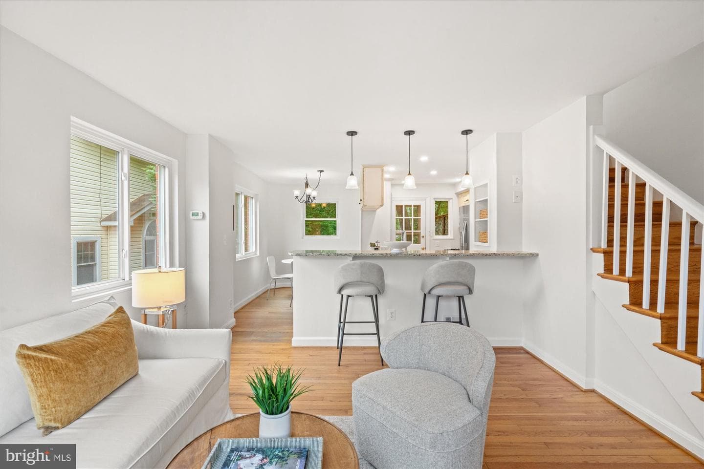 411 E Howell Avenue #a photo 5