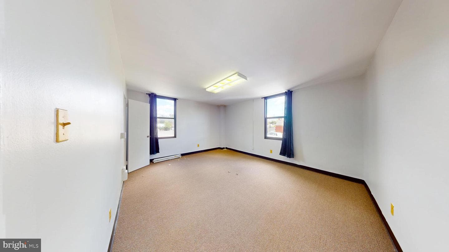 4600 Duke Street #419 / 420 photo 28