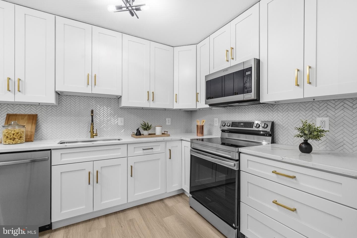 6101 Edsall Road #602 photo 4