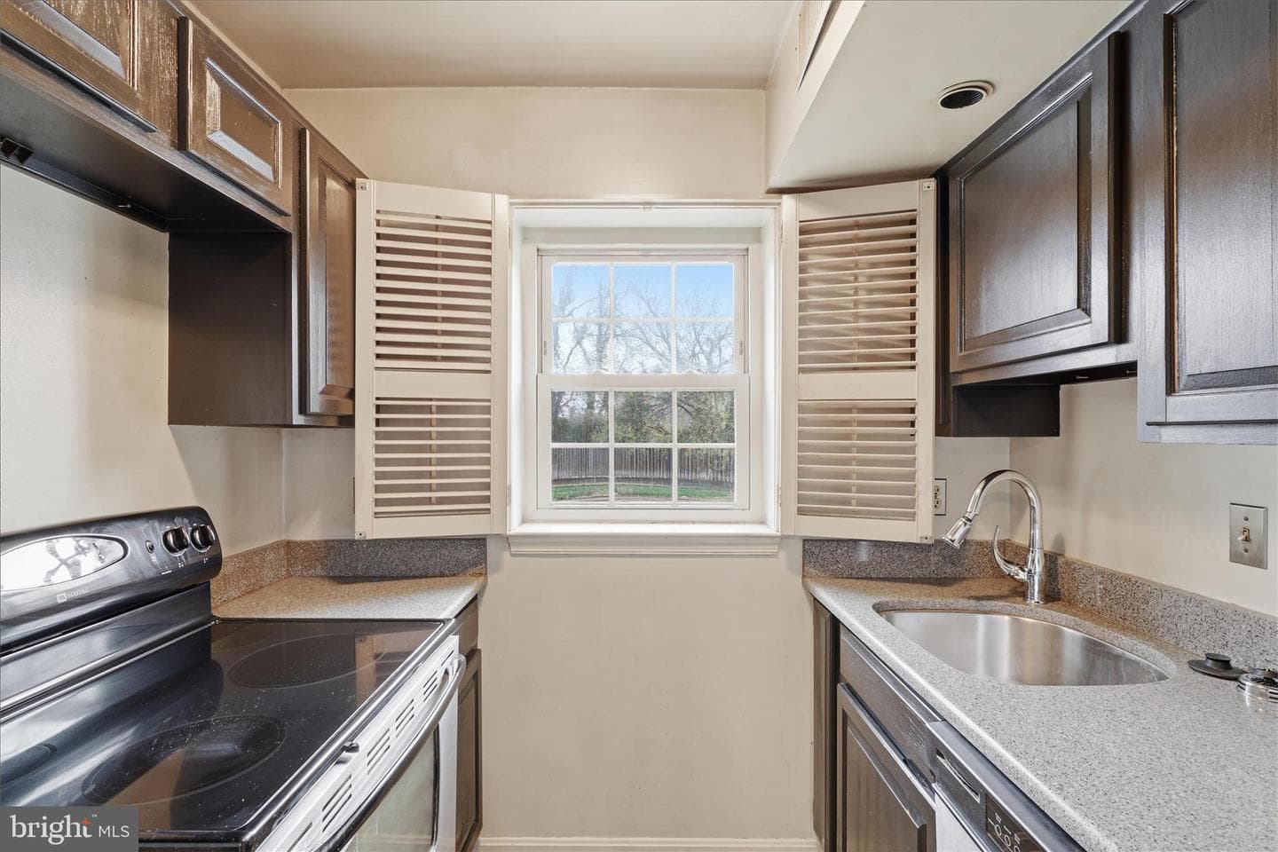 517 Bashford Lane #1 photo 6