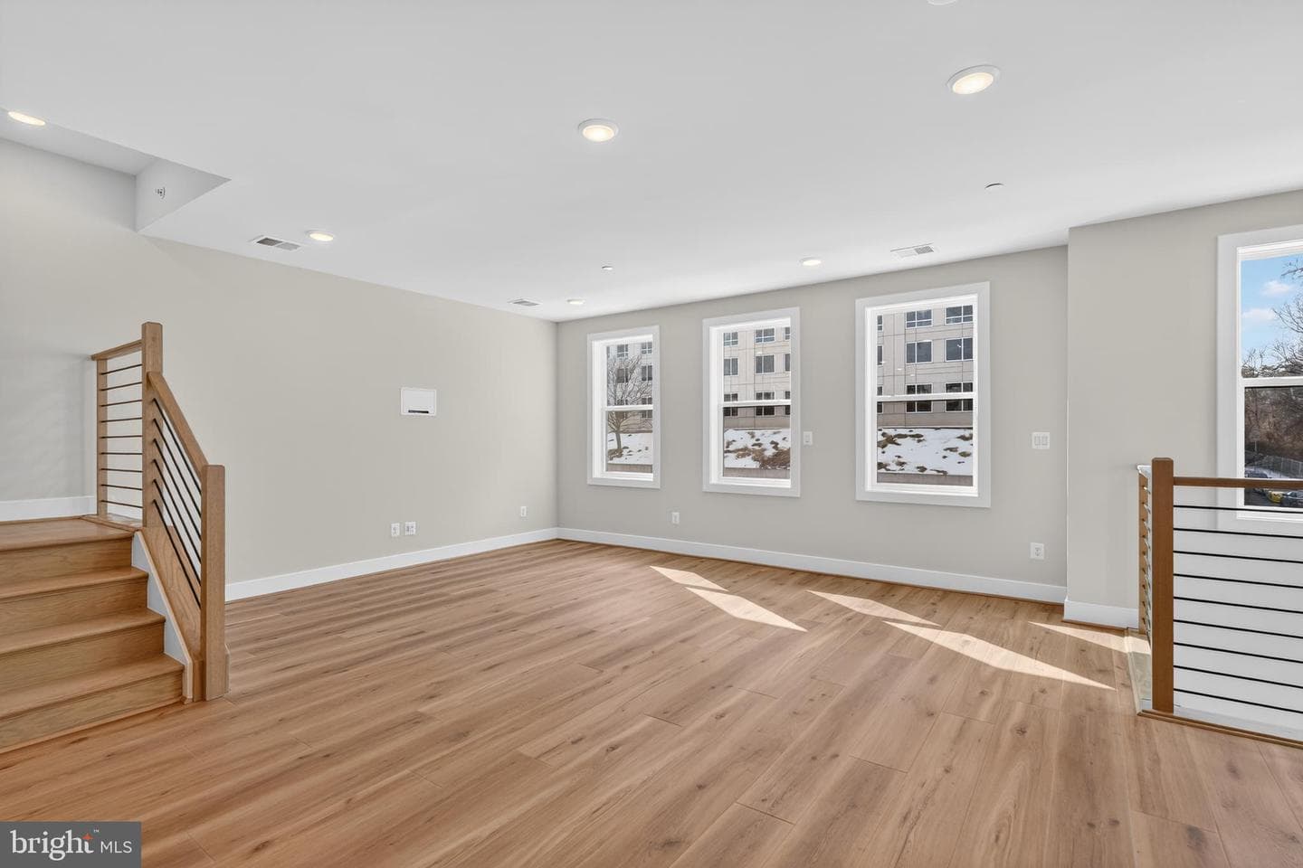 146 Pepperell Street photo 7