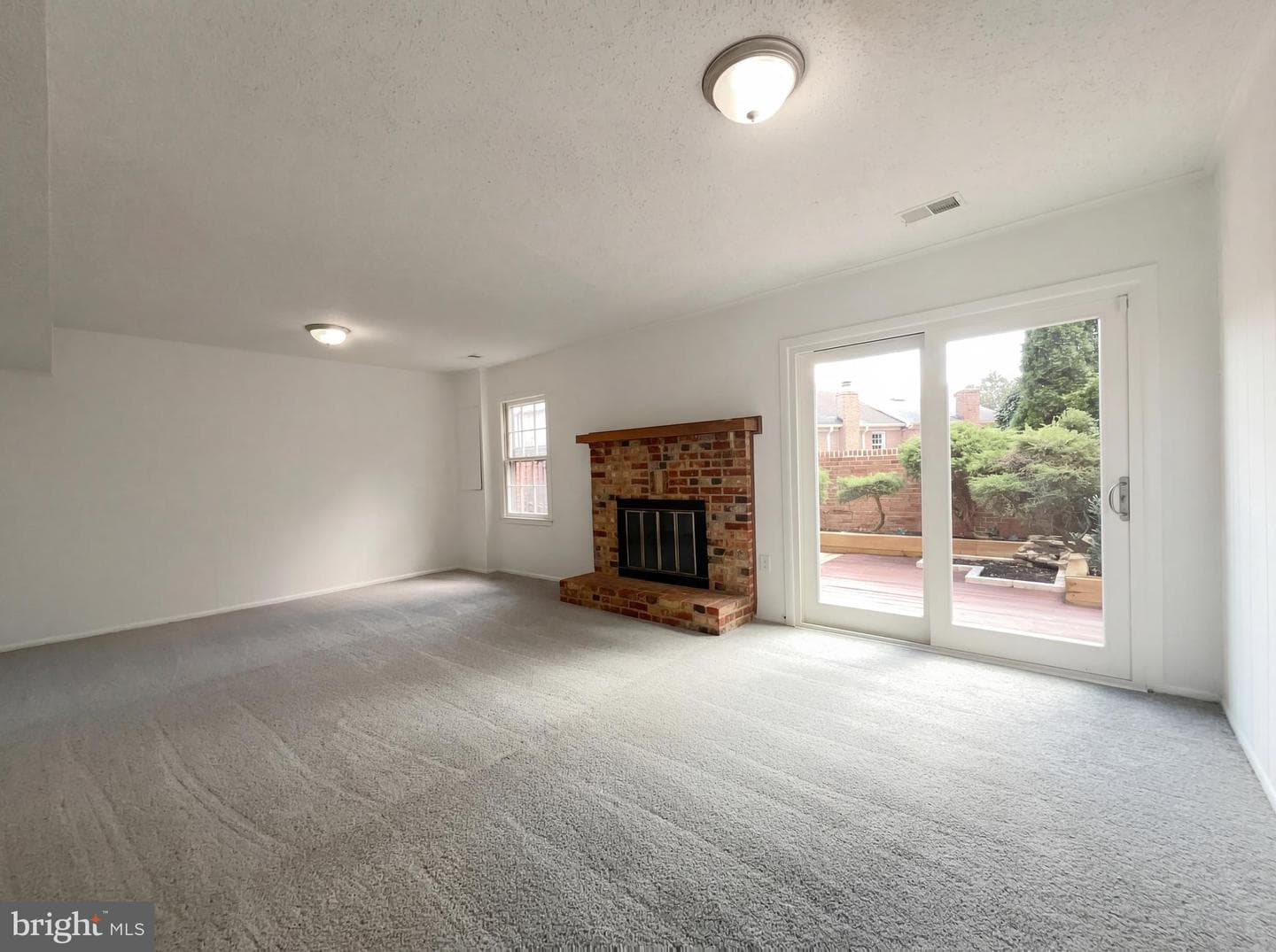 645 N Armistead Street photo 3