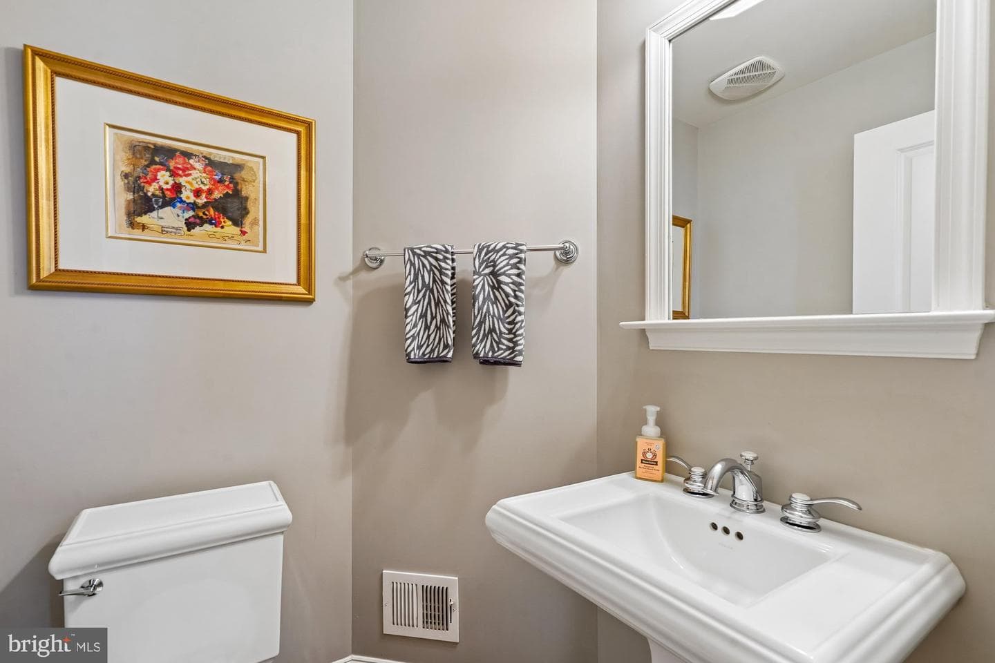 703 Rose Square photo 23