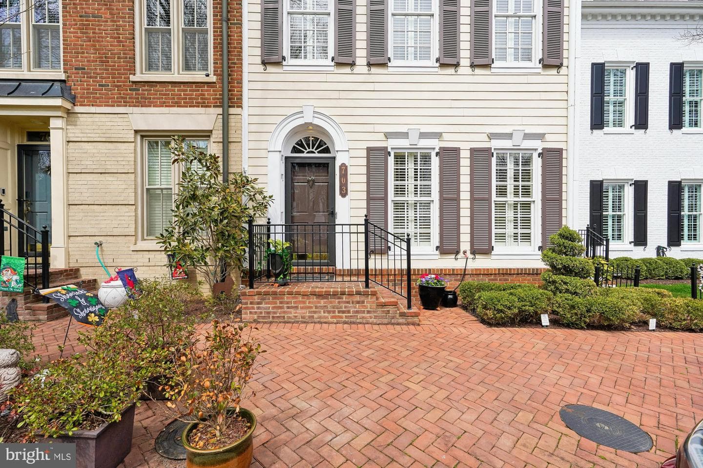 703 Rose Square photo 4