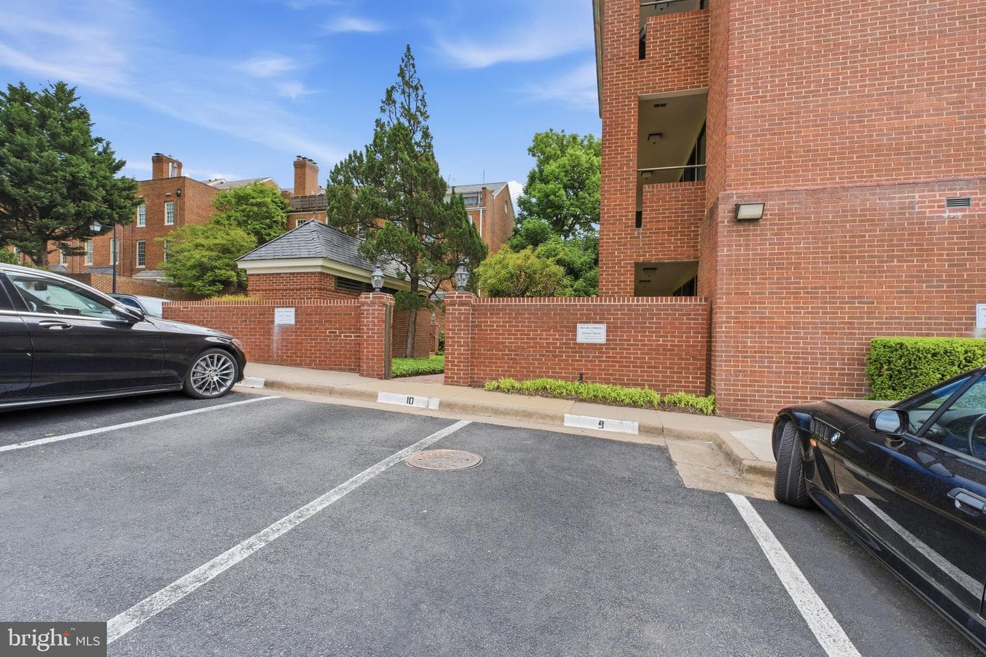 601 Wilkes Street #301 photo 32