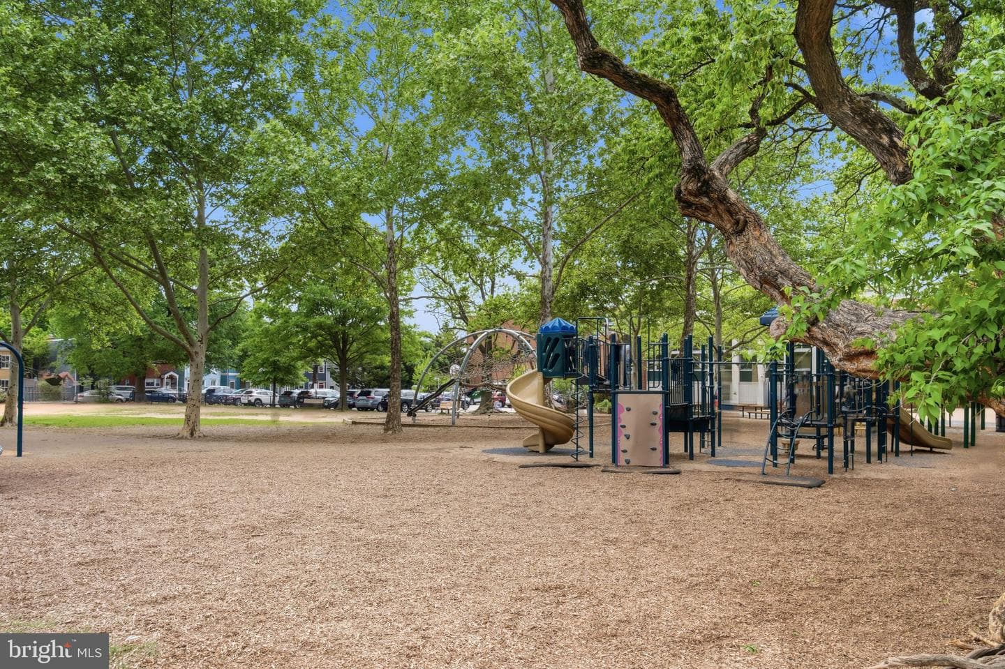 601 Wilkes Street #301 photo 33