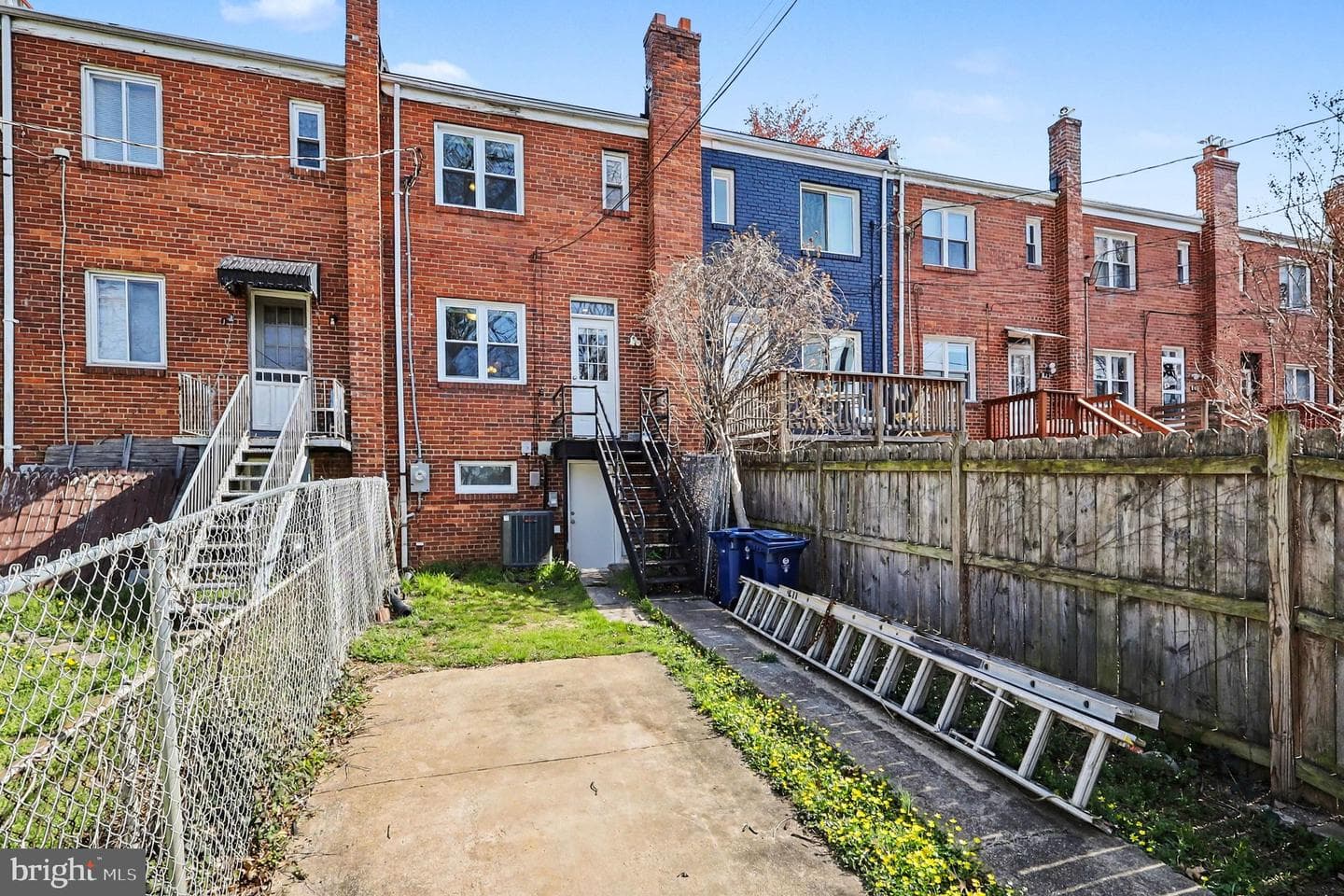 117 Wesmond Drive photo 32