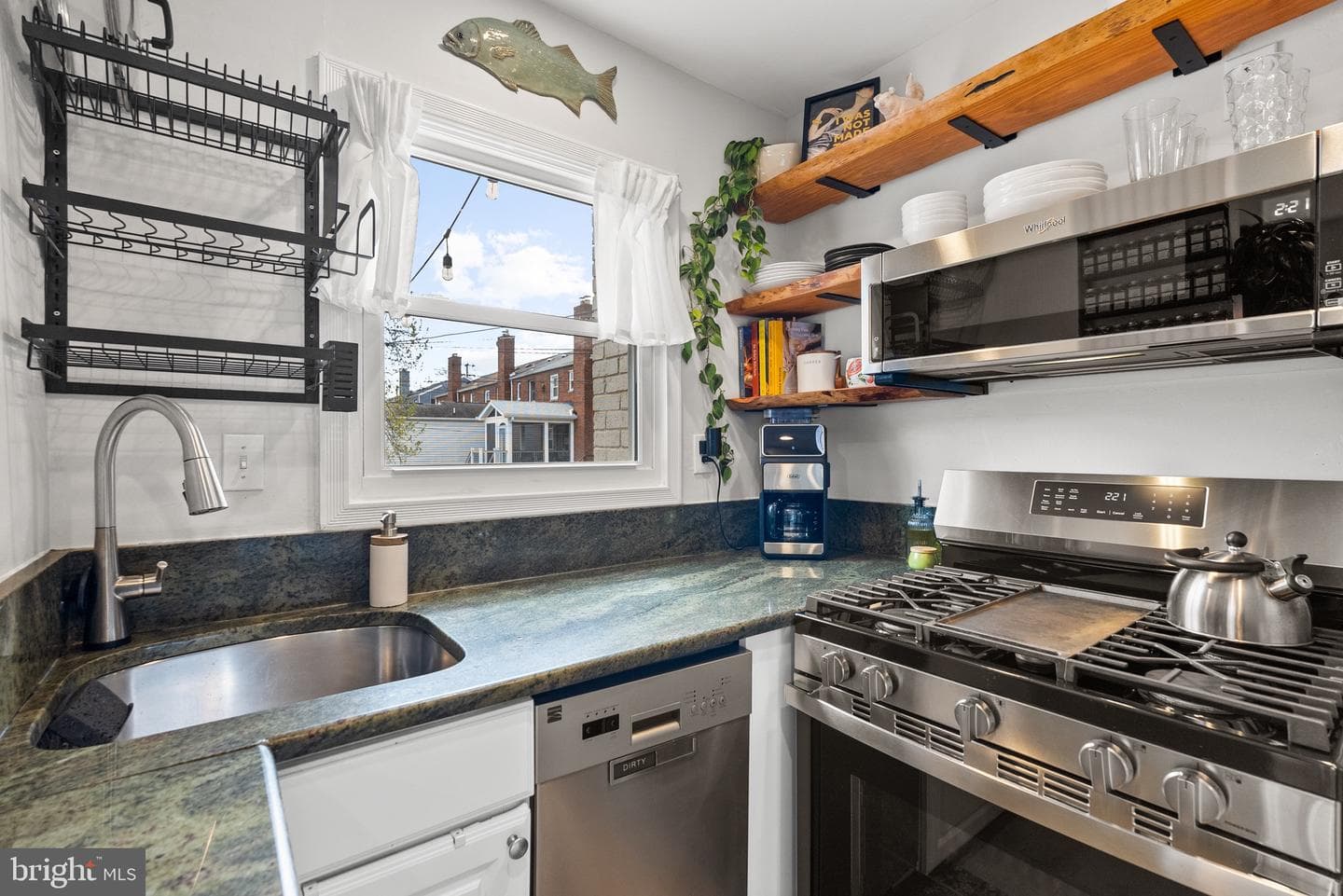 1214 Franklin Street photo 20